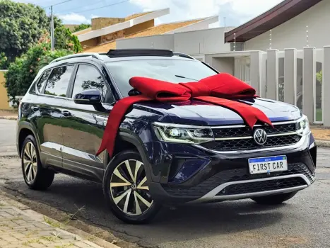 VOLKSWAGEN Taos 1.4 16V 4P FLEX 250 TSI HIGHLINE AUTOM�TICO, Foto 4