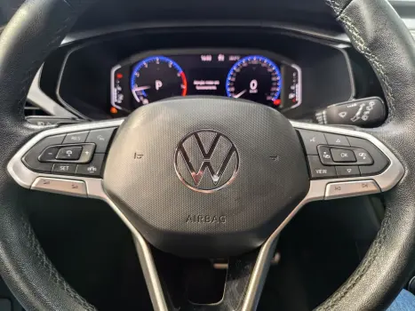 VOLKSWAGEN Taos 1.4 16V 4P FLEX 250 TSI HIGHLINE AUTOM�TICO, Foto 17