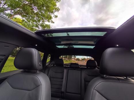 VOLKSWAGEN Taos 1.4 16V 4P FLEX 250 TSI HIGHLINE AUTOM�TICO, Foto 11