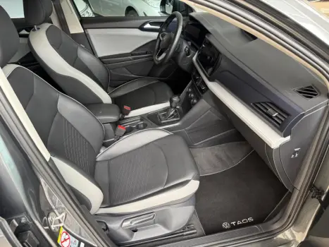 VOLKSWAGEN Taos 1.4 16V 4P FLEX 250 TSI COMFORTLINE AUTOM�TICO, Foto 8