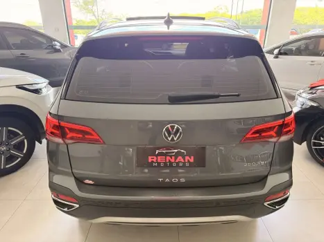 VOLKSWAGEN Taos 1.4 16V 4P FLEX 250 TSI HIGHLINE AUTOM�TICO, Foto 7