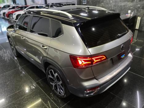 VOLKSWAGEN Taos 1.4 16V 4P FLEX 250 TSI HIGHLINE AUTOM�TICO, Foto 8