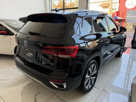 VOLKSWAGEN Taos 1.4 16V 4P FLEX 250 TSI HIGHLINE AUTOM�TICO, Foto 5