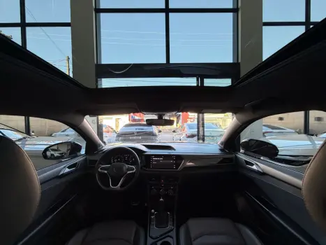 VOLKSWAGEN Taos 1.4 16V 4P FLEX 250 TSI HIGHLINE AUTOM�TICO, Foto 8