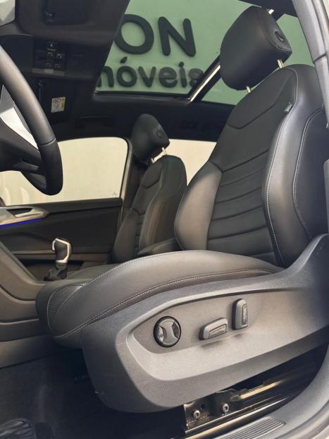 VOLKSWAGEN Taos 1.4 16V 4P FLEX 250 TSI HIGHLINE AUTOM�TICO, Foto 6