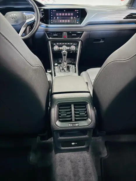 VOLKSWAGEN Taos 1.4 16V 4P FLEX 250 TSI HIGHLINE AUTOM�TICO, Foto 14