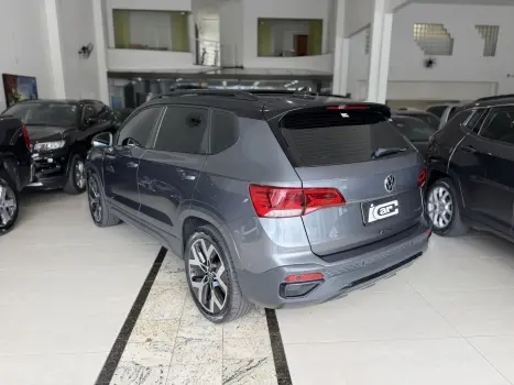VOLKSWAGEN Taos 1.4 16V 4P FLEX 250 TSI HIGHLINE AUTOM�TICO, Foto 4