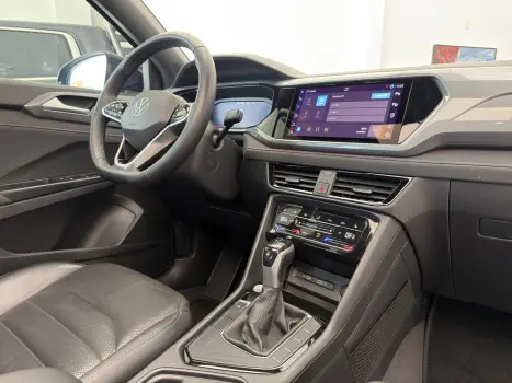 VOLKSWAGEN Taos 1.4 16V 4P FLEX 250 TSI HIGHLINE AUTOM�TICO, Foto 11