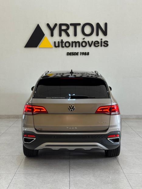 VOLKSWAGEN Taos 1.4 16V 4P FLEX 250 TSI HIGHLINE AUTOM�TICO, Foto 16