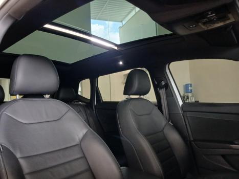 VOLKSWAGEN Taos 1.4 16V 4P FLEX 250 TSI HIGHLINE AUTOM�TICO, Foto 4