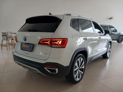 VOLKSWAGEN Taos 1.4 16V 4P FLEX 250 TSI HIGHLINE AUTOM�TICO, Foto 5