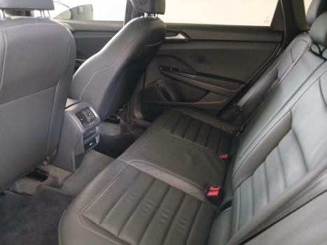 VOLKSWAGEN Taos 1.4 16V 4P FLEX 250 TSI HIGHLINE AUTOM�TICO, Foto 9