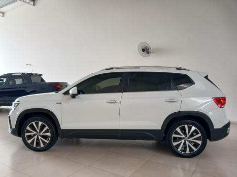 VOLKSWAGEN Taos 1.4 16V 4P FLEX 250 TSI HIGHLINE AUTOM�TICO, Foto 11