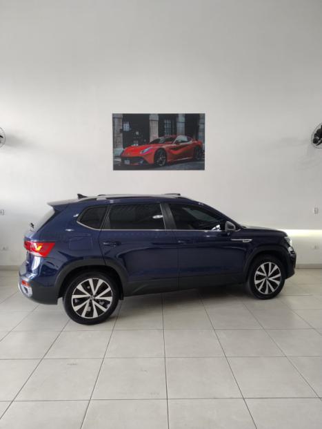 VOLKSWAGEN Taos 1.4 16V 4P FLEX 250 TSI HIGHLINE AUTOM�TICO, Foto 4