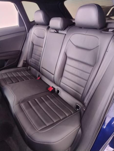 VOLKSWAGEN Taos 1.4 16V 4P FLEX 250 TSI HIGHLINE AUTOM�TICO, Foto 17