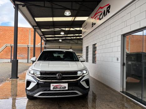 VOLKSWAGEN Taos 1.4 16V 4P FLEX 250 TSI HIGHLINE AUTOM�TICO, Foto 13