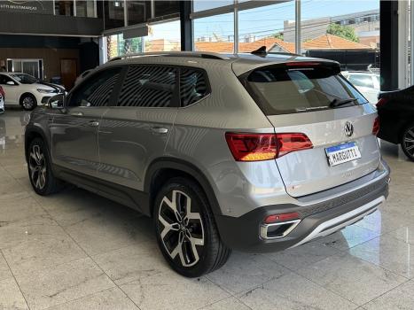 VOLKSWAGEN Taos 1.4 16V 4P FLEX 250 TSI HIGHLINE AUTOM�TICO, Foto 7