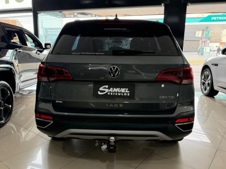 VOLKSWAGEN Taos 1.4 16V 4P FLEX 250 TSI HIGHLINE AUTOM�TICO, Foto 4