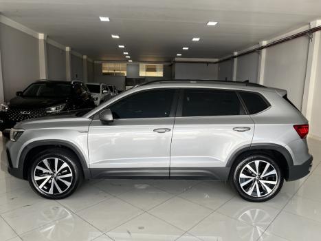 VOLKSWAGEN Taos 1.4 16V 4P FLEX 250 TSI COMFORTLINE AUTOM�TICO, Foto 4