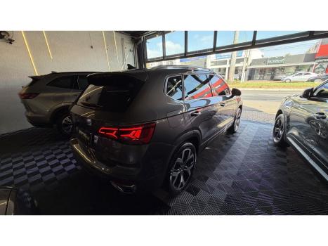 VOLKSWAGEN Taos 1.4 16V 4P FLEX 250 TSI HIGHLINE AUTOM�TICO, Foto 9