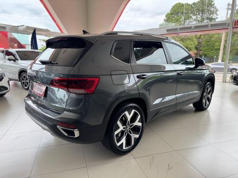 VOLKSWAGEN Taos 1.4 16V 4P FLEX 250 TSI HIGHLINE AUTOM�TICO, Foto 6