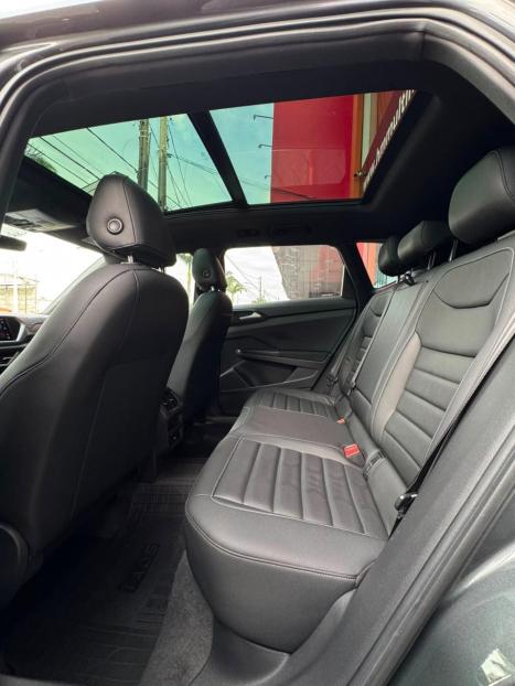 VOLKSWAGEN Taos 1.4 16V 4P FLEX 250 TSI HIGHLINE AUTOM�TICO, Foto 8