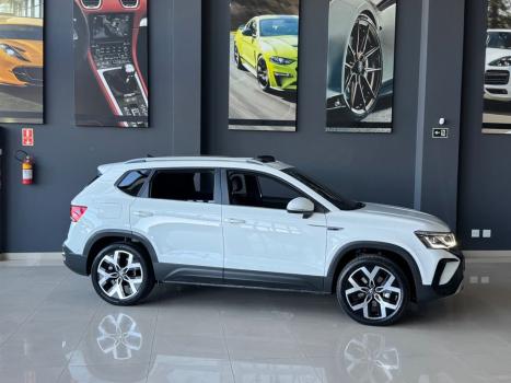 VOLKSWAGEN Taos 1.4 16V 4P FLEX 250 TSI HIGHLINE AUTOM�TICO, Foto 3