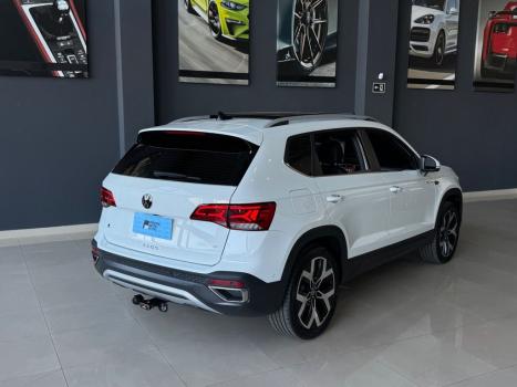 VOLKSWAGEN Taos 1.4 16V 4P FLEX 250 TSI HIGHLINE AUTOM�TICO, Foto 8