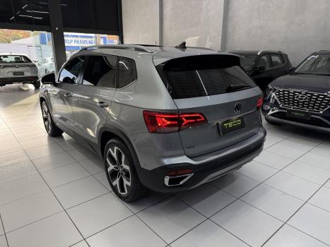VOLKSWAGEN Taos 1.4 16V 4P FLEX 250 TSI HIGHLINE AUTOM�TICO, Foto 6