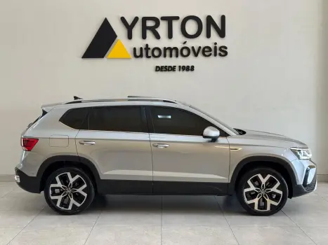 VOLKSWAGEN Taos 1.4 16V 4P FLEX 250 TSI HIGHLINE AUTOM�TICO, Foto 16