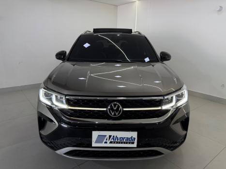 VOLKSWAGEN Taos 1.4 16V 4P FLEX 250 TSI HIGHLINE AUTOM�TICO, Foto 12