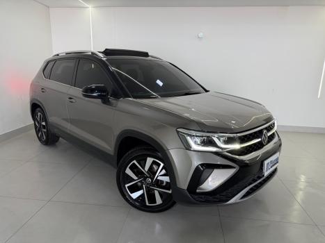 VOLKSWAGEN Taos 1.4 16V 4P FLEX 250 TSI HIGHLINE AUTOM�TICO, Foto 17