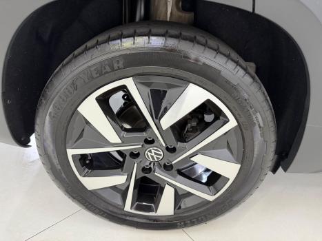 VOLKSWAGEN Taos 1.4 16V 4P FLEX 250 TSI HIGHLINE AUTOM�TICO, Foto 18
