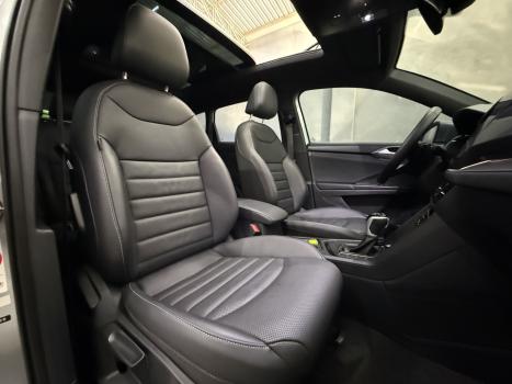 VOLKSWAGEN Taos 1.4 16V 4P FLEX 250 TSI HIGHLINE AUTOM�TICO, Foto 34