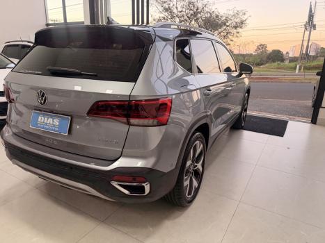VOLKSWAGEN Taos 1.4 16V 4P FLEX 250 TSI HIGHLINE AUTOM�TICO, Foto 5