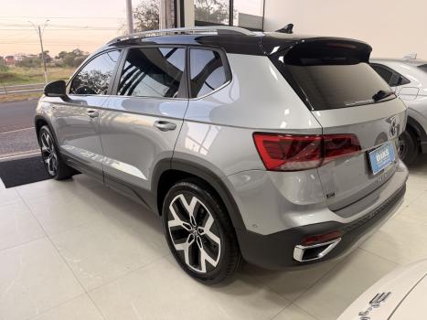 VOLKSWAGEN Taos 1.4 16V 4P FLEX 250 TSI HIGHLINE AUTOM�TICO, Foto 6