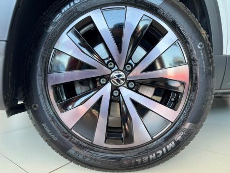 VOLKSWAGEN Taos 1.4 16V 4P FLEX 250 TSI HIGHLINE AUTOM�TICO, Foto 4