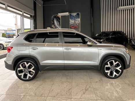 VOLKSWAGEN Taos 1.4 16V 4P FLEX 250 TSI HIGHLINE AUTOM�TICO, Foto 4