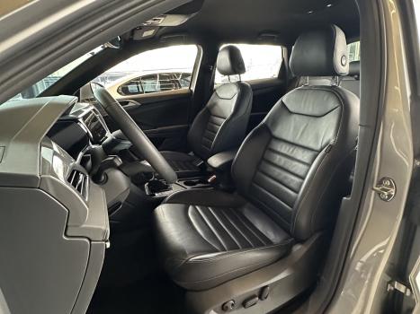 VOLKSWAGEN Taos 1.4 16V 4P FLEX 250 TSI HIGHLINE AUTOM�TICO, Foto 16