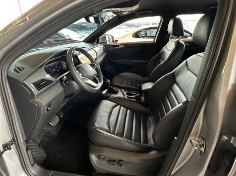 VOLKSWAGEN Taos 1.4 16V 4P FLEX 250 TSI HIGHLINE AUTOM�TICO, Foto 17