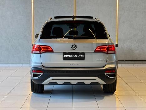 VOLKSWAGEN Taos 1.4 16V 4P FLEX 250 TSI HIGHLINE AUTOM�TICO, Foto 8