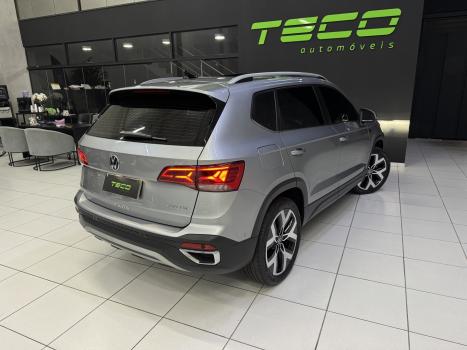 VOLKSWAGEN Taos 1.4 16V 4P FLEX 250 TSI HIGHLINE AUTOM�TICO, Foto 17