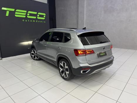 VOLKSWAGEN Taos 1.4 16V 4P FLEX 250 TSI HIGHLINE AUTOM�TICO, Foto 18