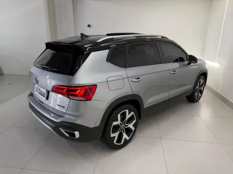 VOLKSWAGEN Taos 1.4 16V 4P FLEX 250 TSI HIGHLINE AUTOMÁTICO, Foto 16