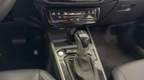 VOLKSWAGEN Tera 1.0 12V 4P 170 TSI HIGH AUTOM�TICO, Foto 8