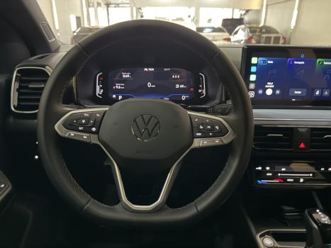 VOLKSWAGEN Tera 1.0 12V 4P 170 TSI HIGH AUTOM�TICO, Foto 14