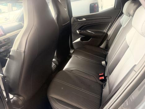 VOLKSWAGEN Tera 1.0 12V 4P 170 TSI HIGH AUTOMÁTICO, Foto 9