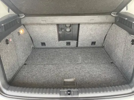 VOLKSWAGEN Tiguan 1.4 16V 4P TSI 250 FLEX TURBO AUTOMÁTICO, Foto 7 VOLKSWAGEN Tiguan 1.4 16V 4P TSI 250 FLEX TURBO AUTOMÁTICO, Foto 7