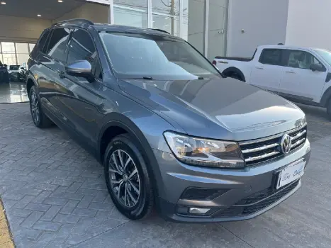 VOLKSWAGEN Tiguan 1.4 16V 4P TSI TURBO DSG AUTOMÁTICO, Foto 3 VOLKSWAGEN Tiguan 1.4 16V 4P TSI TURBO DSG AUTOMÁTICO, Foto 3