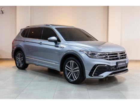 VOLKSWAGEN Tiguan 1.4 250 TSI TOTAL FLEX ALLSPACE COMFORTLINE TURBO AUTOMTICO TIPTRONIC, Foto 2